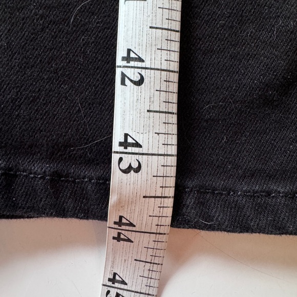 Good American Always Fits Boot Cut jeans. W size 10. - Picture 8 of 13